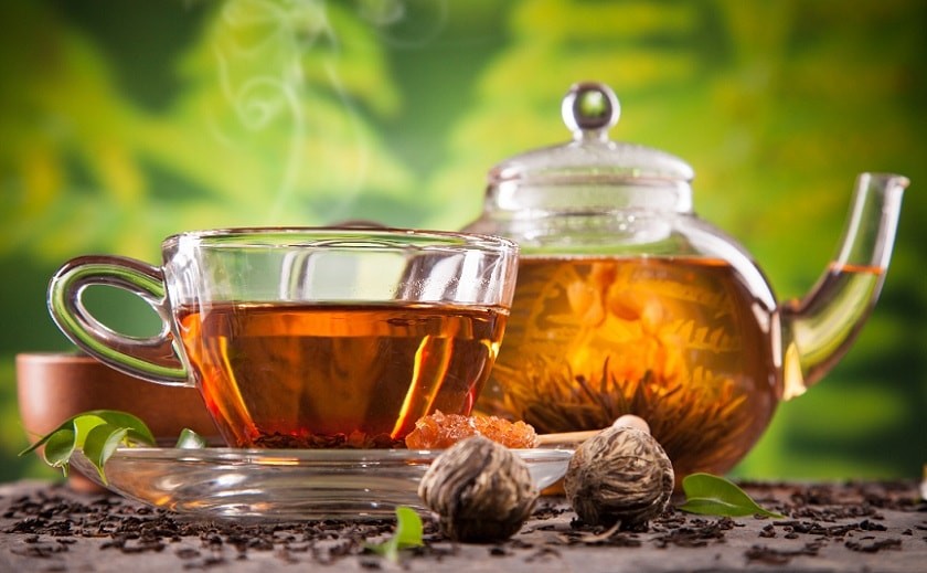 Rituel de la fleur de thé : découvrez son déroulement et sa